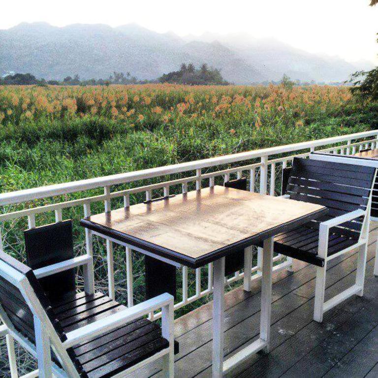 The Vista Pool Villa Kanchanaburi City Exteriör bild