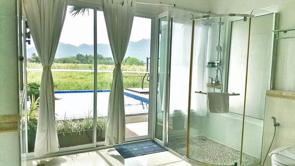 The Vista Pool Villa Kanchanaburi City Exteriör bild