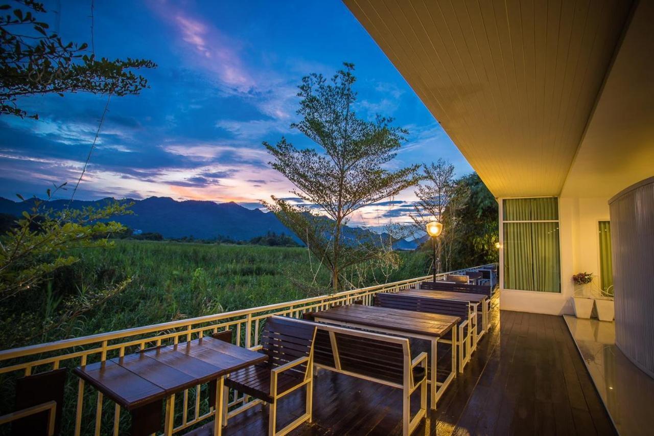 The Vista Pool Villa Kanchanaburi City Exteriör bild